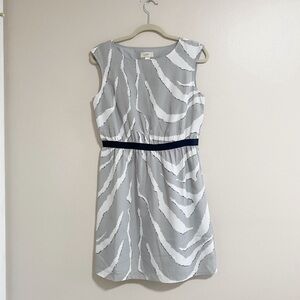 LOFT Grey White Zebra Print Dress Size Medium Petite